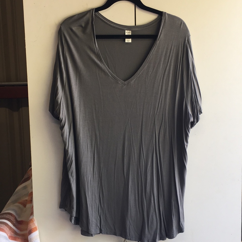 Old Navy Tee